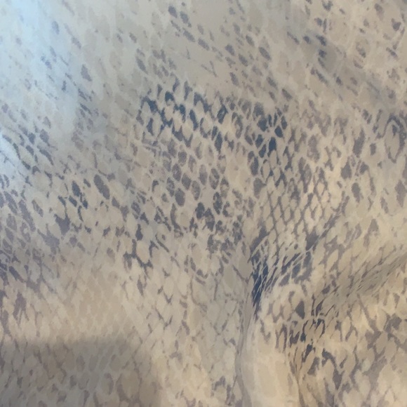 Q&A BOUSE - Picture 4 of 4